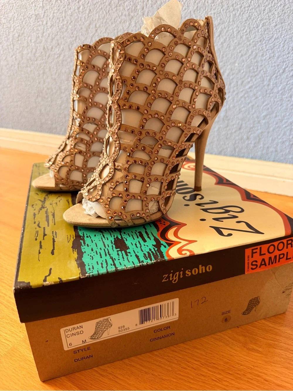 Zigi Soho Duran Embellished Peep Toe Bootie Heels Size 6 Cinnamon Rhinestone